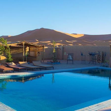 Auberge Sahara Garden Lac Yasmins Exteriör bild