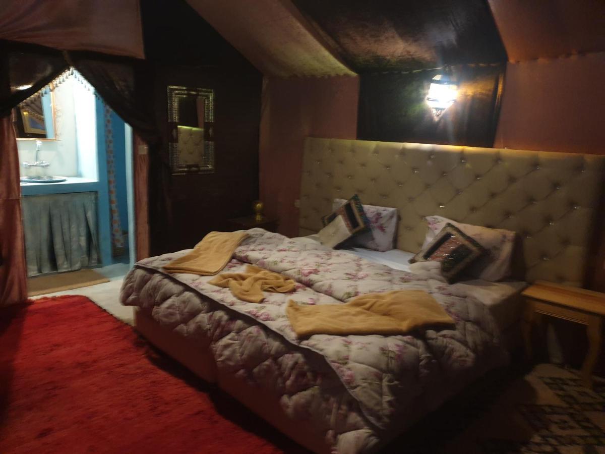 Auberge Sahara Garden Lac Yasmins Exteriör bild