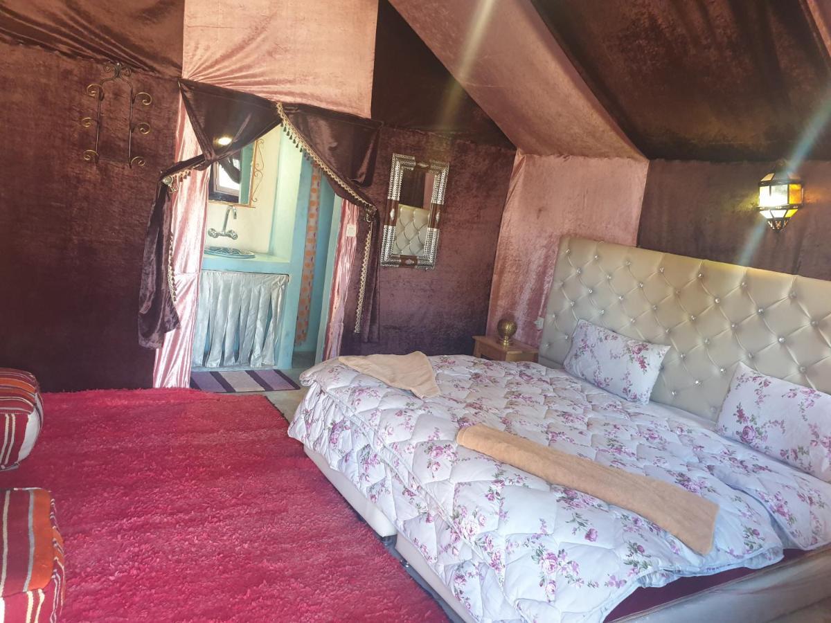 Auberge Sahara Garden Lac Yasmins Exteriör bild