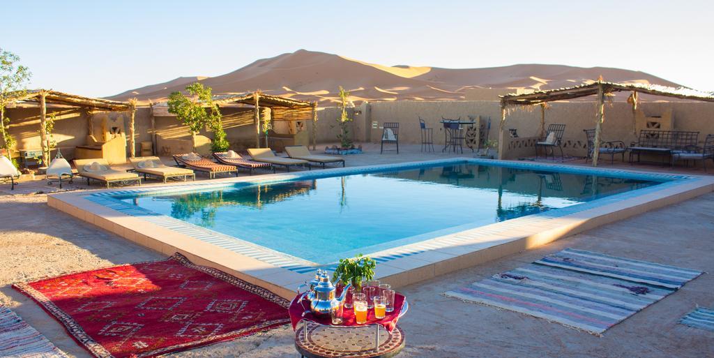 Auberge Sahara Garden Lac Yasmins Exteriör bild